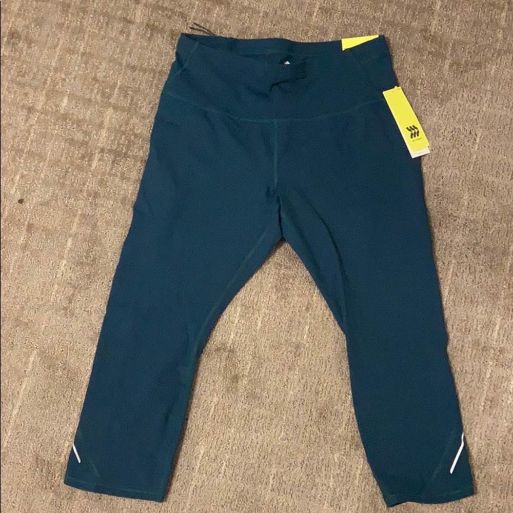 All in Motion sleek run high rise capri teal